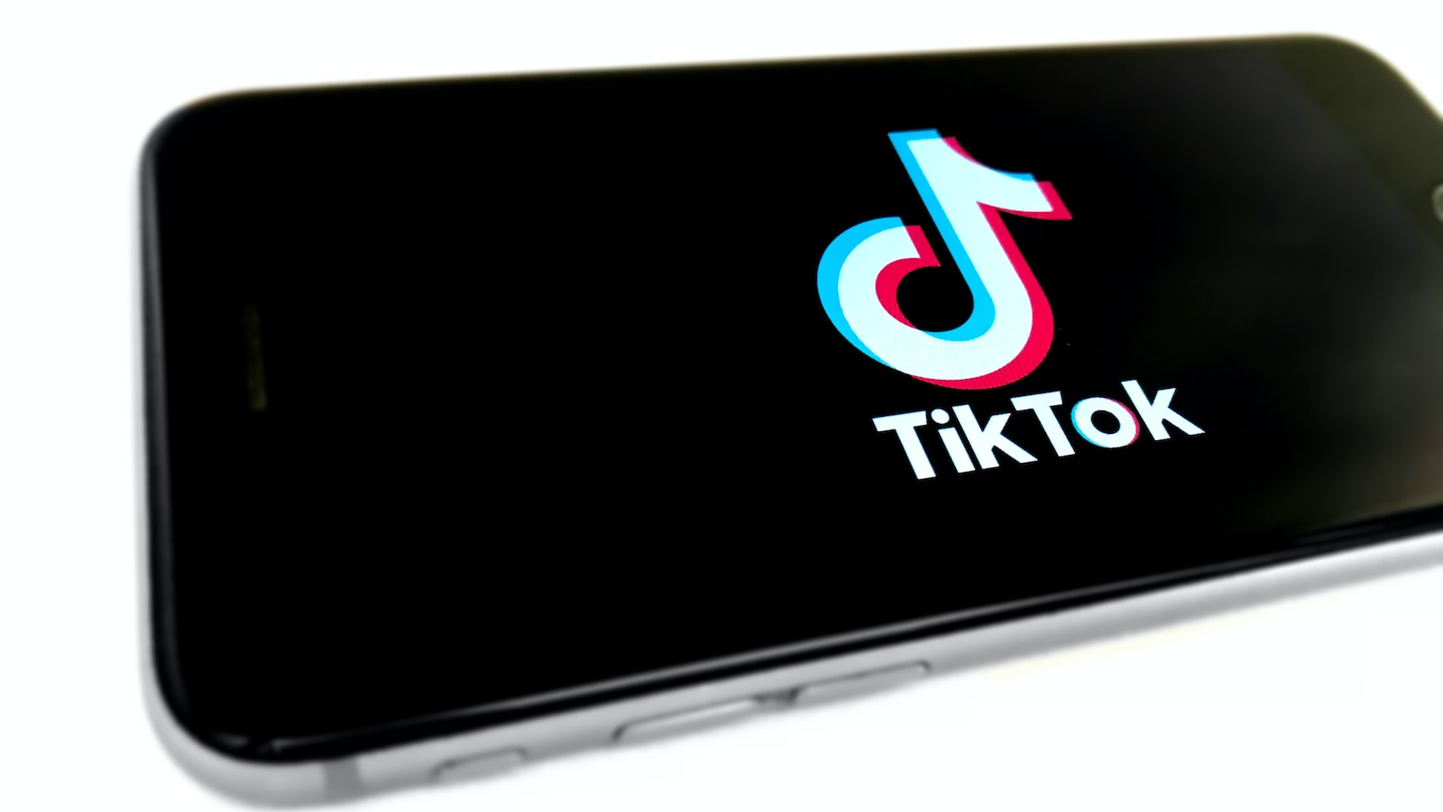 购买TikTok账号：信息调查与实用建议