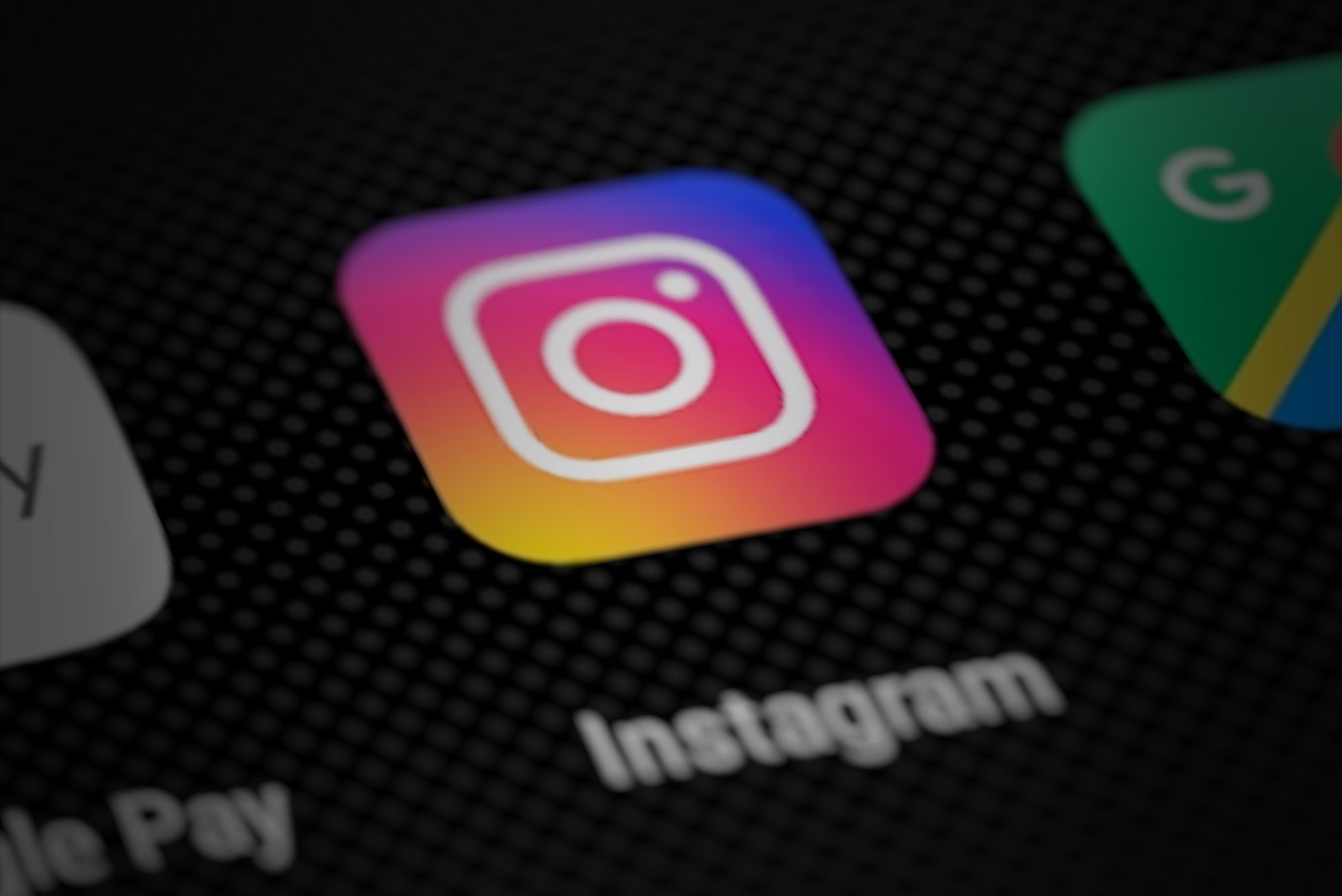 Instagram购买账号现象的起源和原因分析