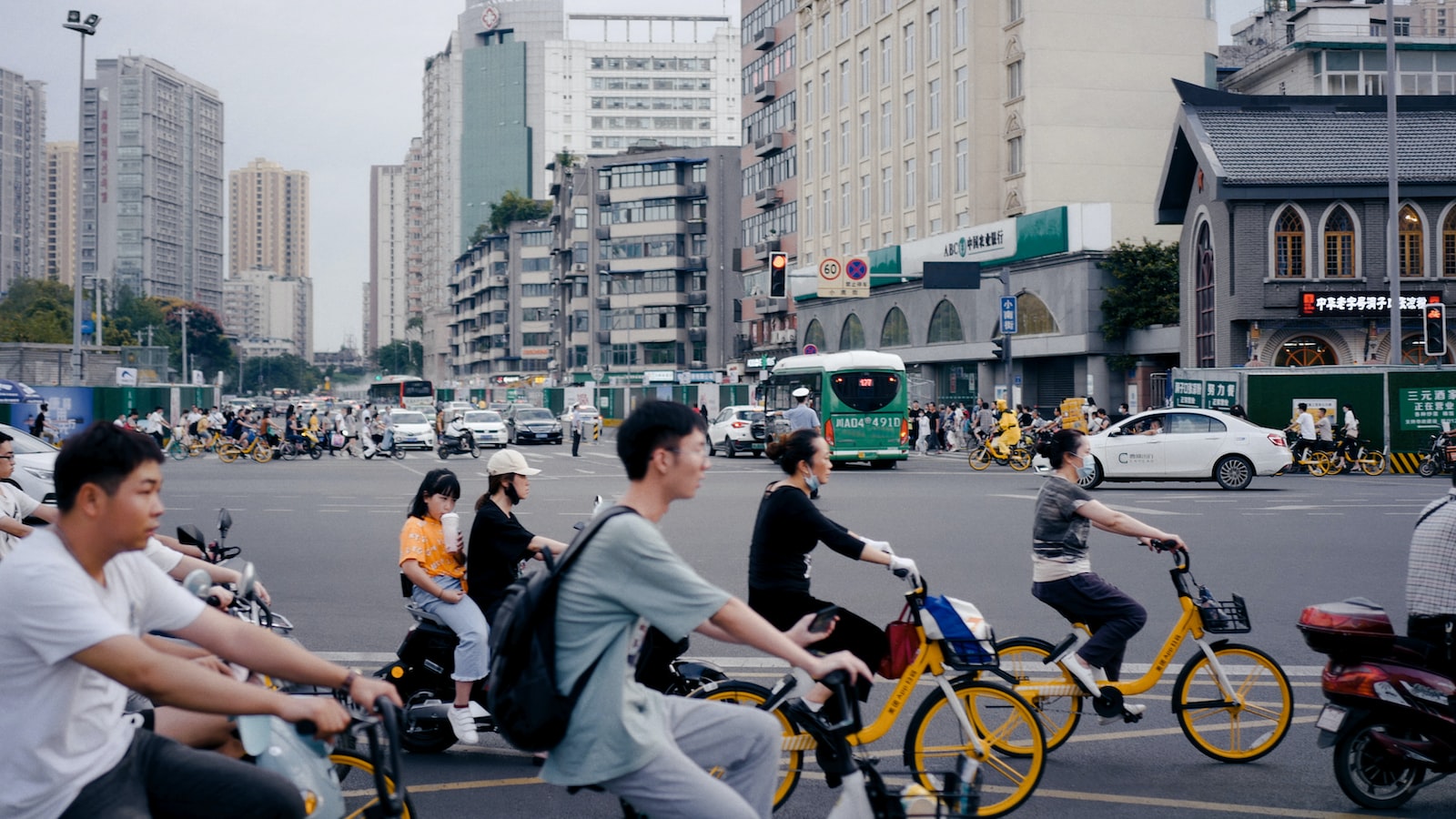 购买fb账号的最佳实践建议